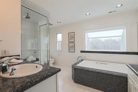 2884 Alpine Ter, Cincinnati, OH 45208 photo 26