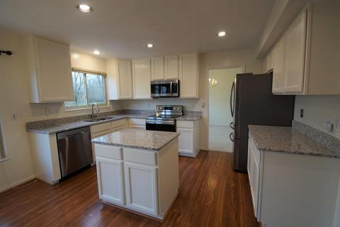 11656 Raphael Pl, Forest Park, OH 45240 photo 5