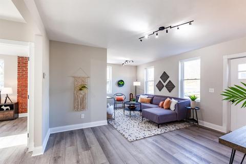 1241 Chapel St, Cincinnati, OH 45206 photo 5