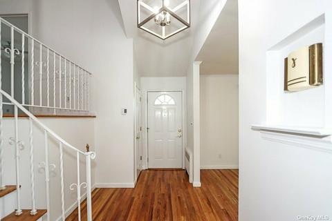 3131 Deshler Dr, Cincinnati, OH 45251 photo 5
