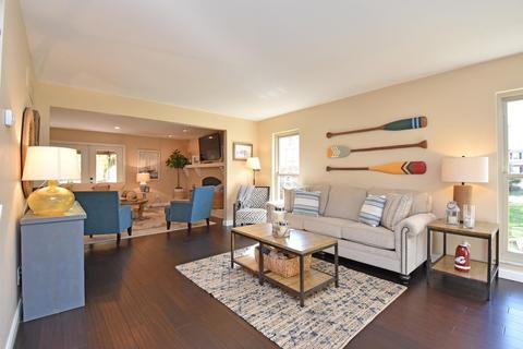 10030 Windzag Ln, Montgomery, OH 45242 photo 2