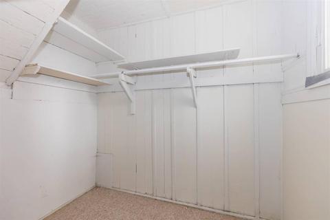 3208 Bishop St, Cincinnati, OH 45220 photo 11