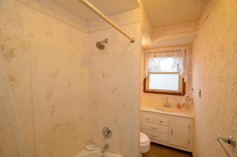 1119 Wellspring Dr, Cincinnati, OH 45231 photo 17