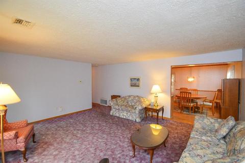 1119 Wellspring Dr, Cincinnati, OH 45231 photo 5