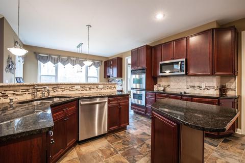 2640 Stonehaven Dr, Cincinnati, OH 45245 photo 13