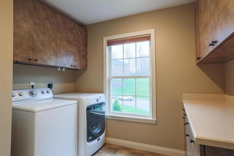 2640 Stonehaven Dr, Cincinnati, OH 45245 photo 31