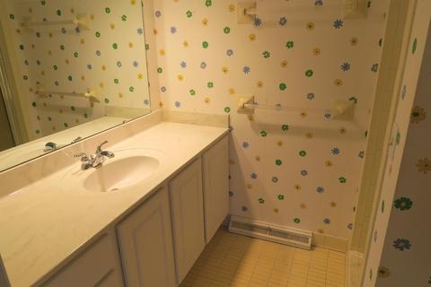 6864 Greenfield Dr, Cincinnati, OH 45224 photo 12
