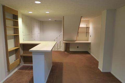 6864 Greenfield Dr, Cincinnati, OH 45224 photo 17