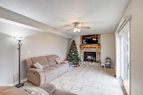 1102 Indra Ct, Forest Park, OH 45240 photo 4