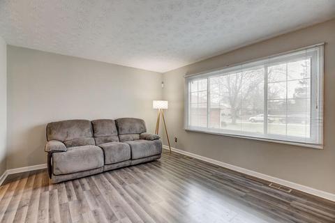 1102 Indra Ct, Forest Park, OH 45240 photo 12