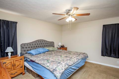 4202 E Fork Hills Dr, Batavia, OH 45103 photo 15