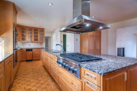 8080 Springvalley Dr, Cincinnati, OH 45236 photo 8