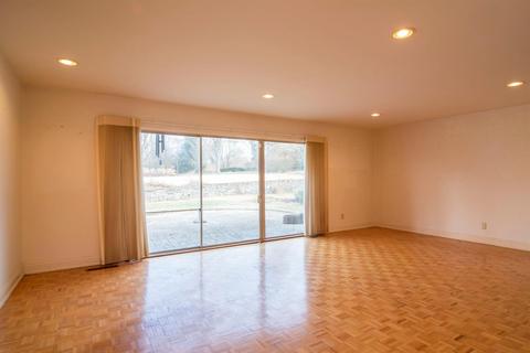 8080 Springvalley Dr, Cincinnati, OH 45236 photo 20