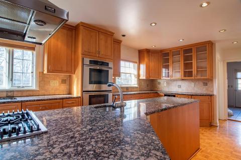 8080 Springvalley Dr, Cincinnati, OH 45236 photo 7