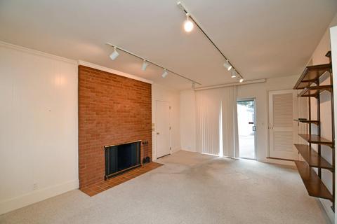 8541 Sturbridge Dr, Cincinnati, OH 45236 photo 6