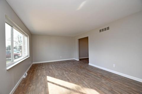 724 Daphne Ct, Forest Park, OH 45240 photo 5
