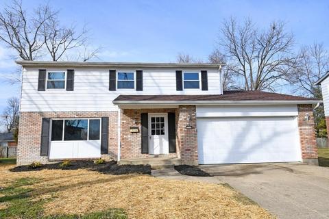 724 Daphne Ct, Forest Park, OH 45240 photo 1