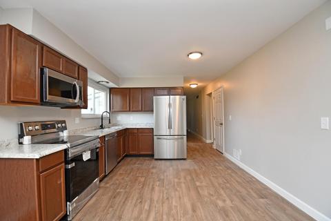 724 Daphne Ct, Forest Park, OH 45240 photo 8