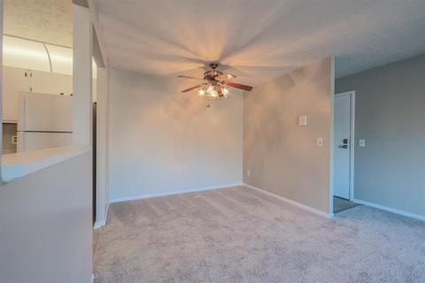547 Davis Rd #5, Cincinnati, OH 45255 photo 8