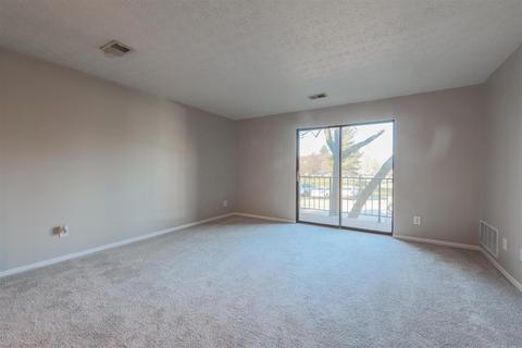 547 Davis Rd #5, Cincinnati, OH 45255 photo 6