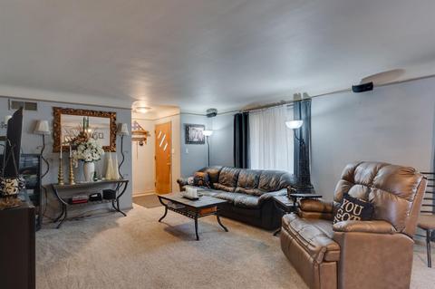547 Andres Ln, Cincinnati, OH 45244 photo 4
