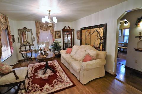 5734 Argus Rd, Cincinnati, OH 45224 photo 2