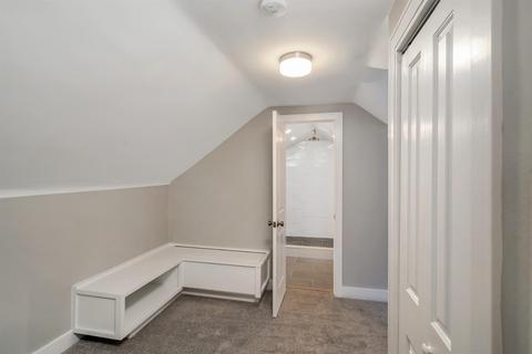 2858 Markbreit Ave, Cincinnati, OH 45209 photo 25