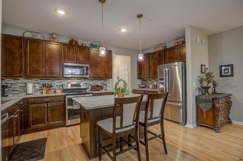 950 Misty Stream Dr, Cincinnati, OH 45231 photo 5