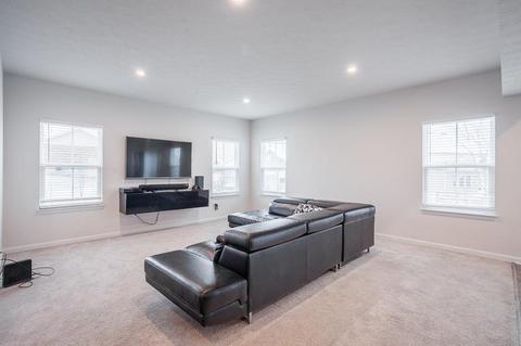 607 Babbling Brooke Dr, Monroe, OH 45050 photo 4