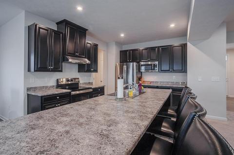 607 Babbling Brooke Dr, Monroe, OH 45050 photo 6