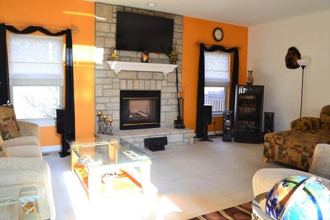 6240 Eagle Point Dr, Liberty, OH 45011 photo 2