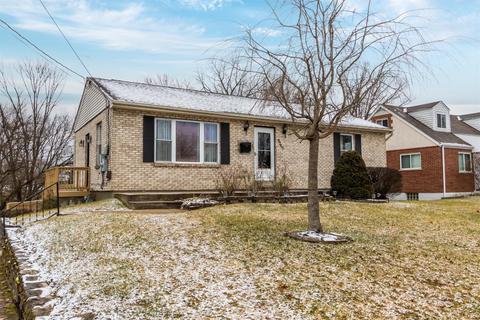 9240 Ranchill Dr, Cincinnati, OH 45231 photo 2
