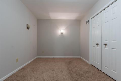 9240 Ranchill Dr, Cincinnati, OH 45231 photo 22