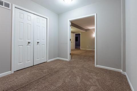 9240 Ranchill Dr, Cincinnati, OH 45231 photo 23