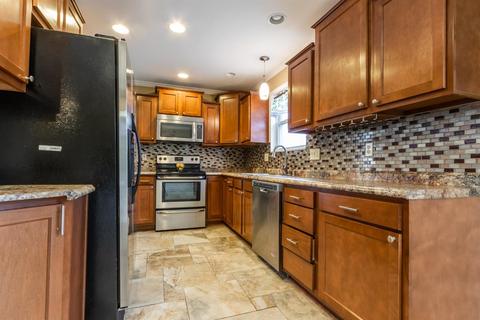 9240 Ranchill Dr, Cincinnati, OH 45231 photo 10