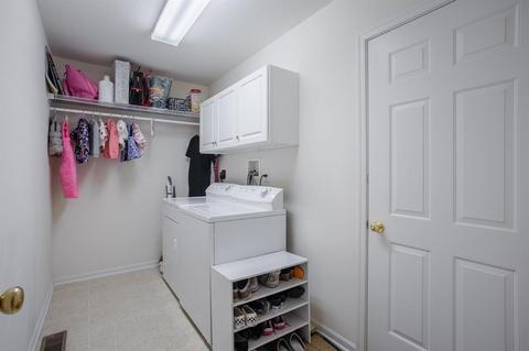 6749 Chamomile Ct, Hamilton Township, OH 45039 photo 14