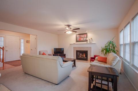 6749 Chamomile Ct, Hamilton Township, OH 45039 photo 8