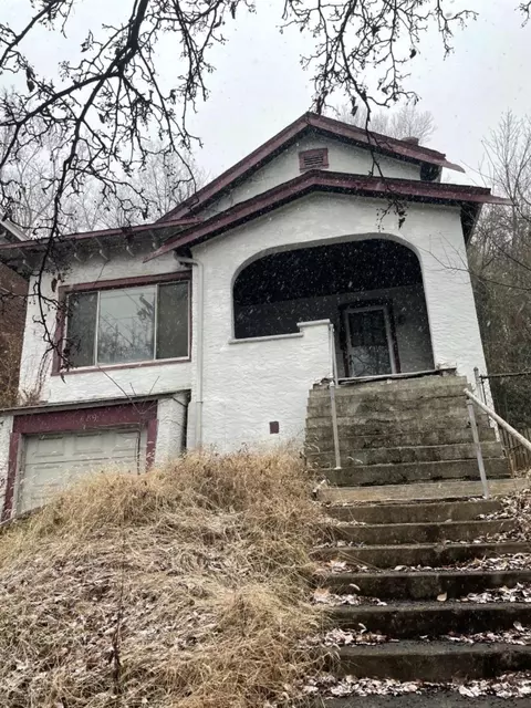 789 Mitchell Ave, Cincinnati, OH 45229 photo 1
