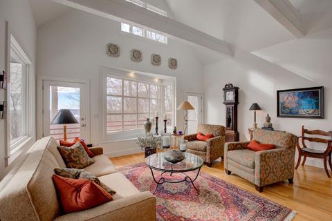 21 Locust Hill Rd, Cincinnati, OH 45245 photo 6