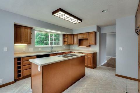 8650 Totempole Dr, Cincinnati, OH 45249 photo 9