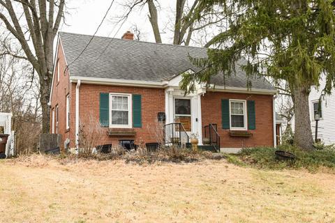 6868 Warder Dr, Cincinnati, OH 45224 photo 1