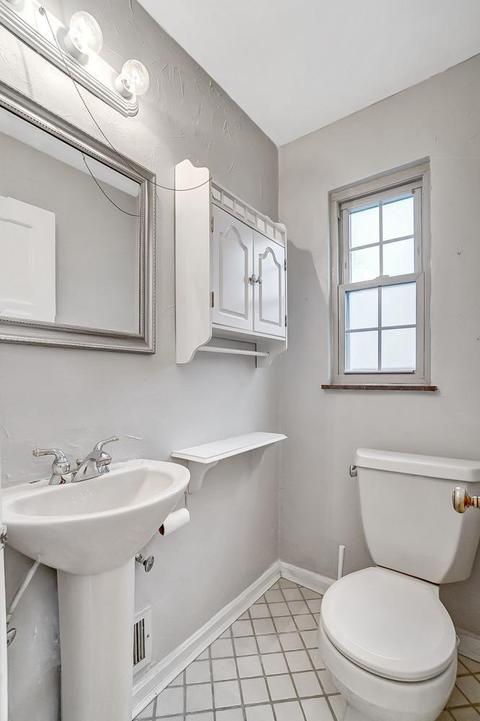 1018 Egan Hills Dr, Cincinnati, OH 45229 photo 22