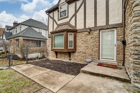 1018 Egan Hills Dr, Cincinnati, OH 45229 photo 2