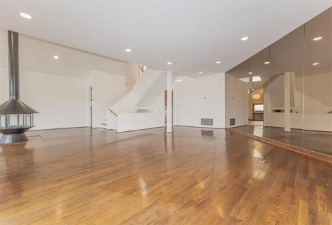 1034 Hatch St, Cincinnati, OH 45202 photo 4