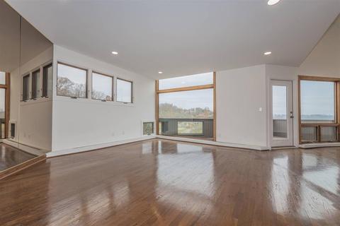 1034 Hatch St, Cincinnati, OH 45202 photo 3