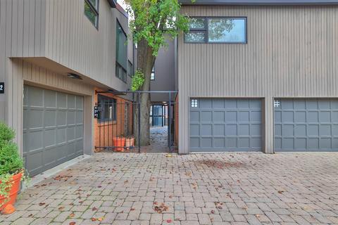 1034 Hatch St, Cincinnati, OH 45202 photo 2
