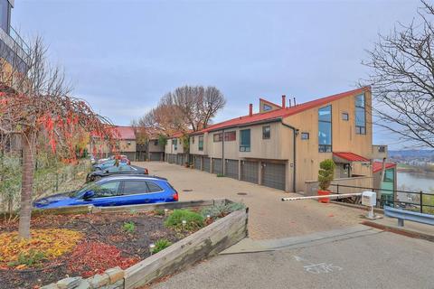 1034 Hatch St, Cincinnati, OH 45202 photo 49