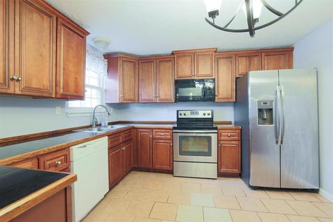 1932 Stumpy Ln, Goshen, OH 45122 photo 8