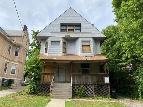 840 Windham Ave, Cincinnati, OH 45229 photo 2