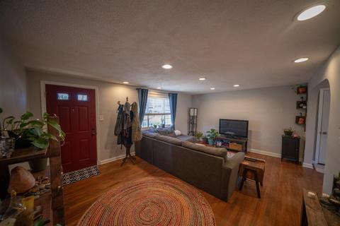 3866 Jackie Dr, Cincinnati, OH 45245 photo 4
